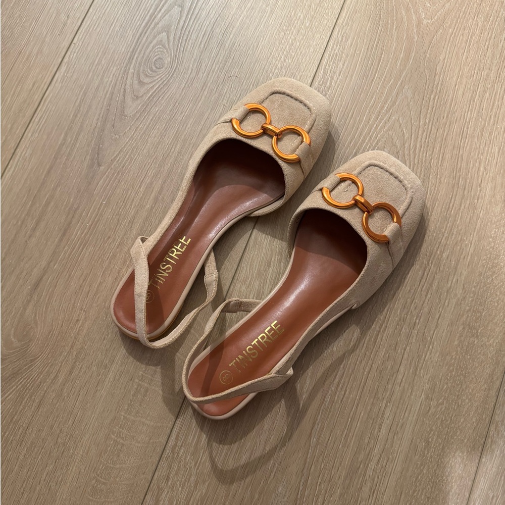 Women's Tan Slingback Shoes